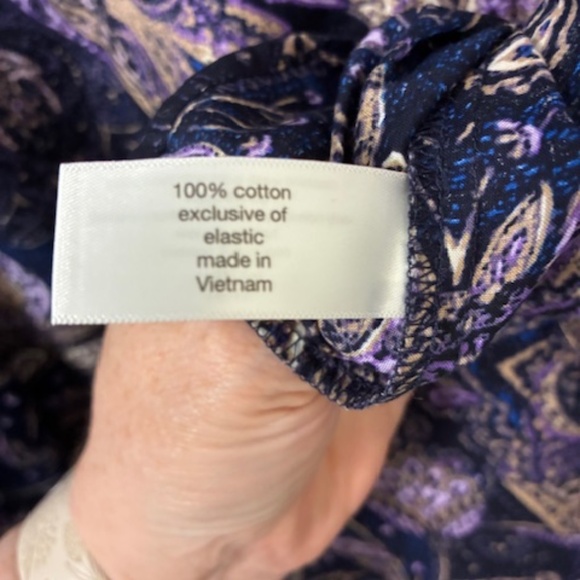Lane Bryant purple blouse - Picture 5 of 5